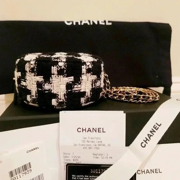 Chanel Ribbon Tweed Round Clutch with Chain - Picture 5 of 12